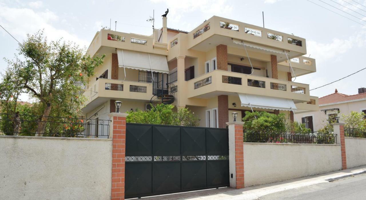 Modern Apartment With Garden Kíszamosz Kültér fotó